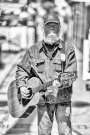 Street-Photos-by-Brian-Carey-20210612-070-Edit