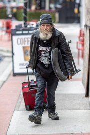 Street-Photography-by-Brian-Carey-20210621-065-Edit