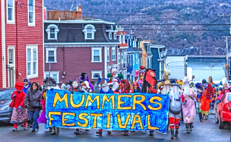 Mummers_parade_2012-20121215-124